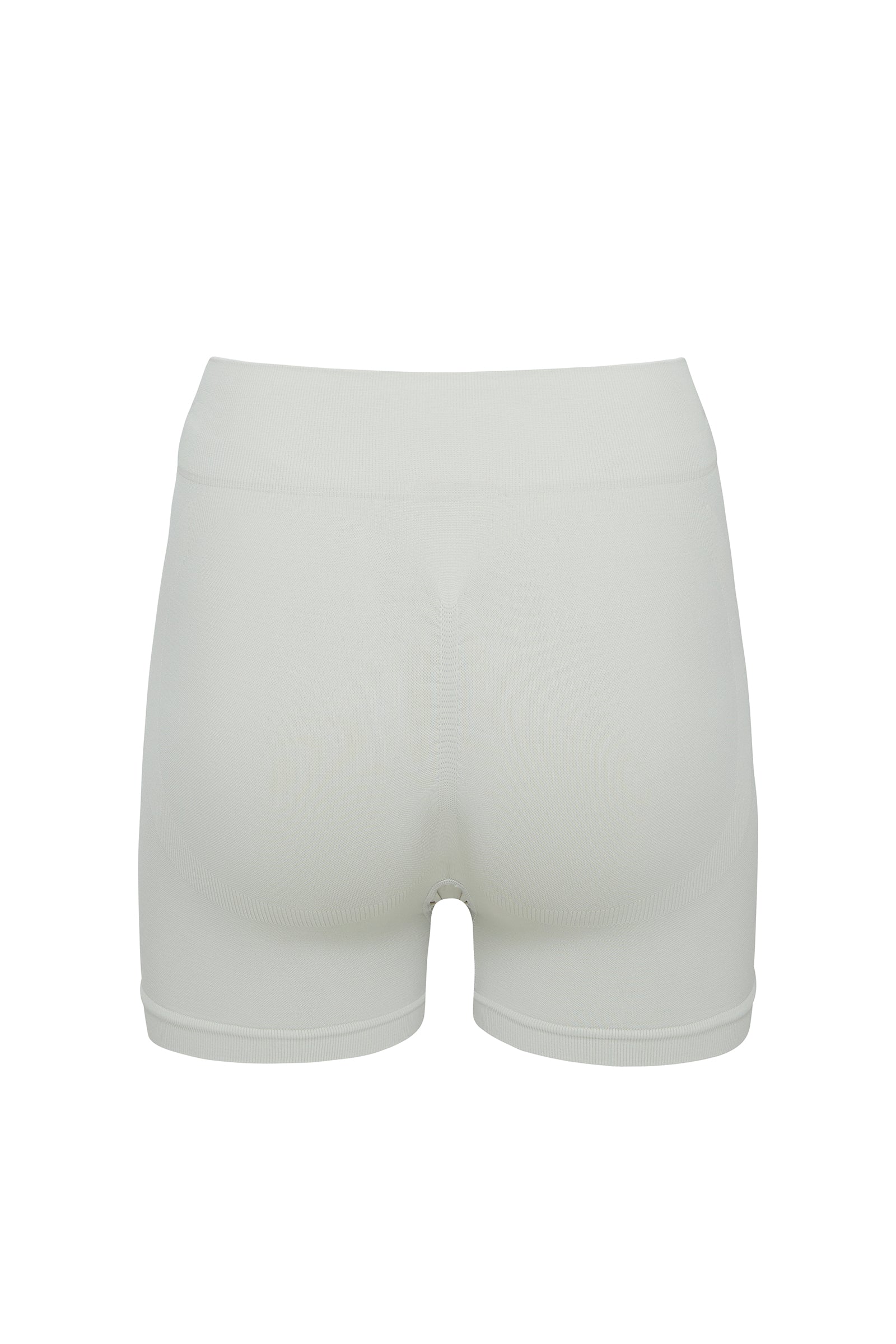 SeamlessFlow Mid Rise Scrunch Shorts