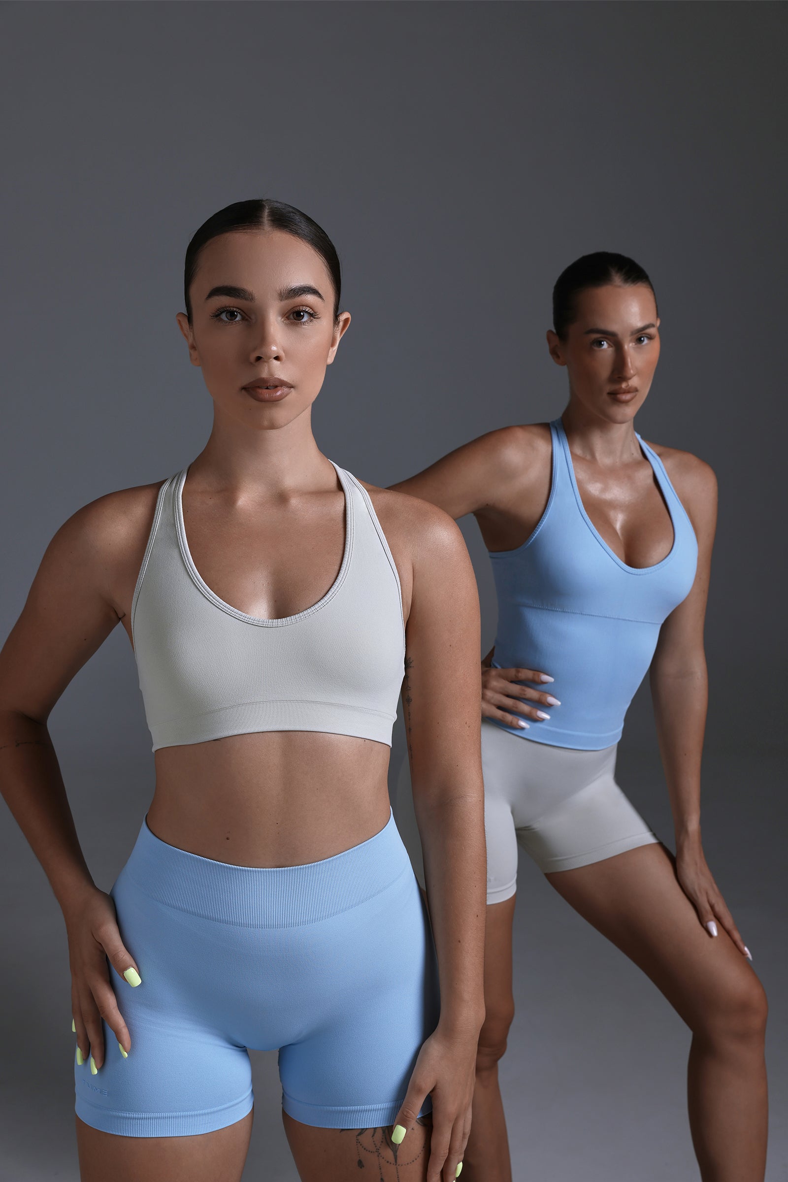 SeamlessFlow Mid Rise Scrunch Shorts